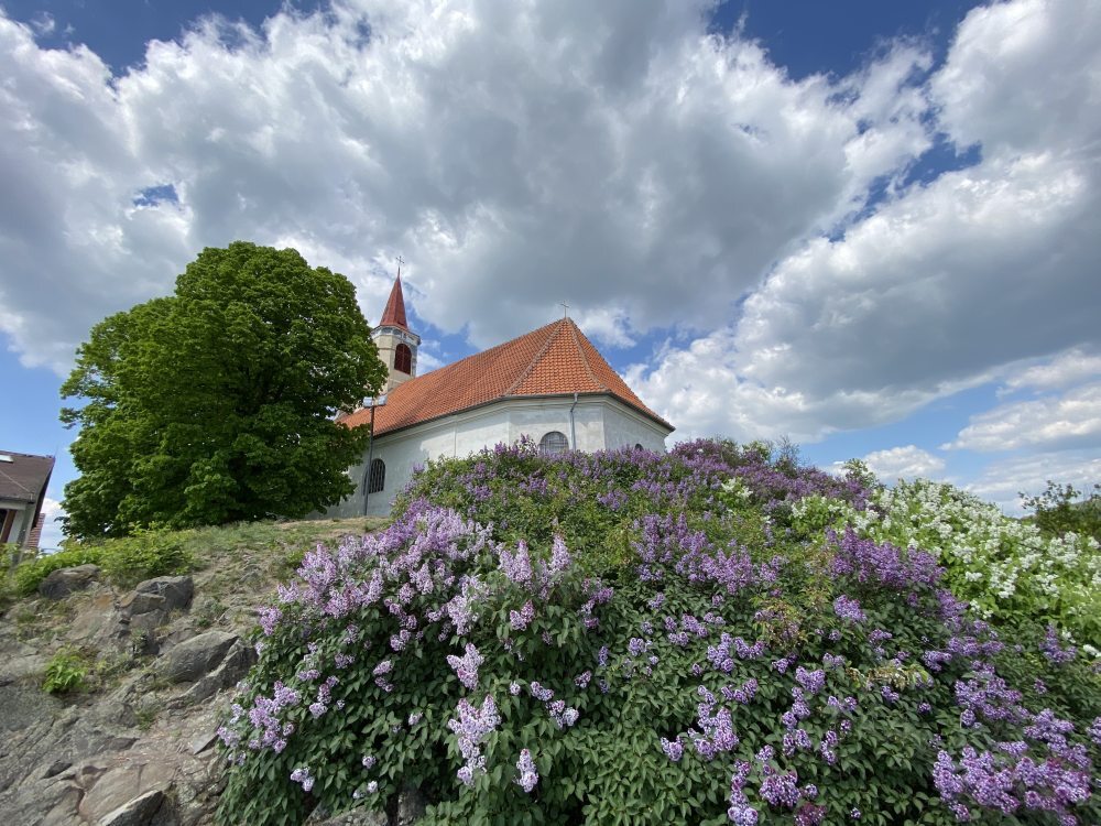 vyhlidka-dubicky-kostelik